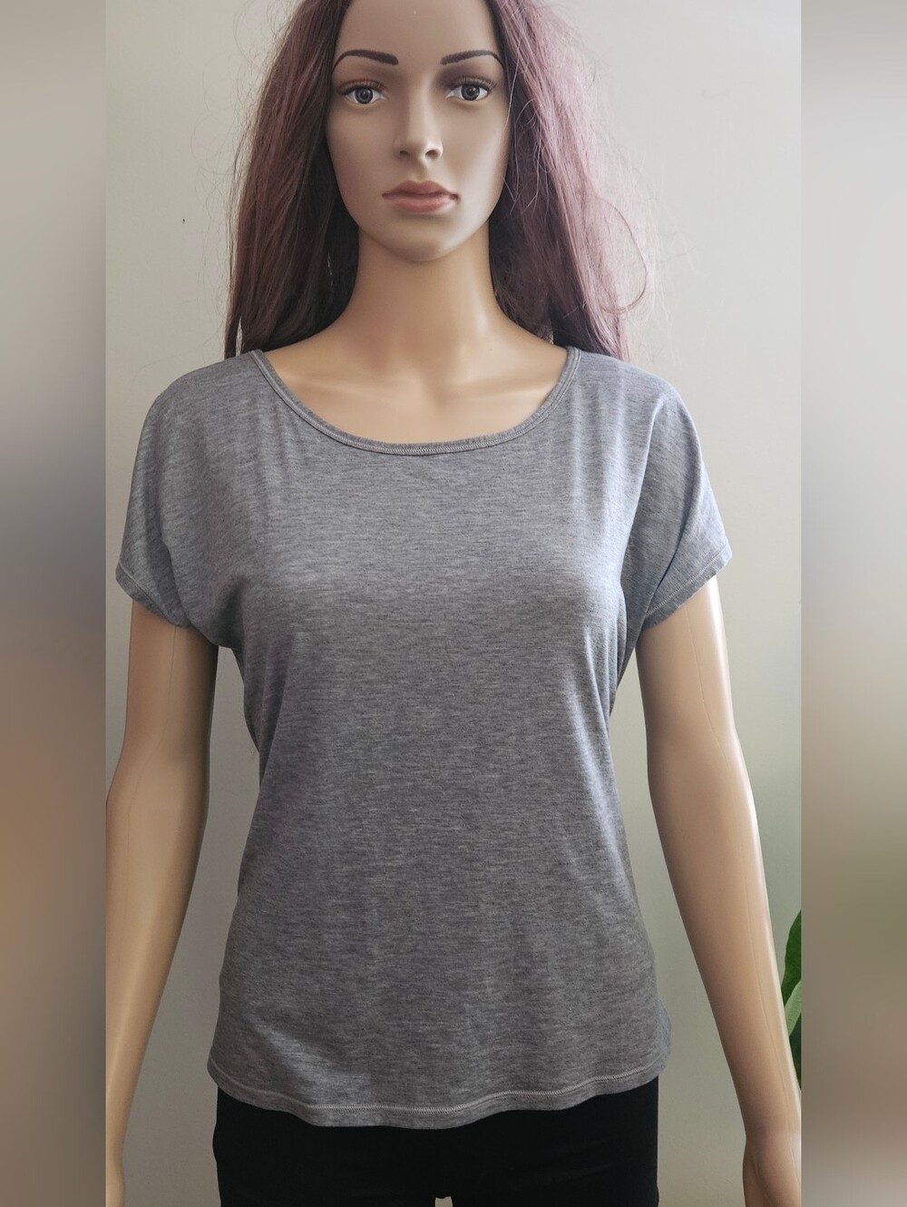 Lululemon Women’s Grey Short Sleeve Scoop Neck Top Wrap Twist Open Back